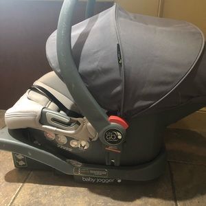 Baby jogger city go infant car seat